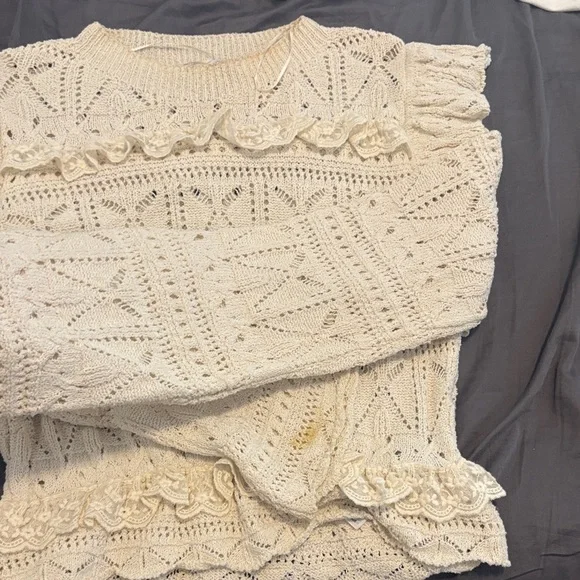 Cream Lace Ruffle Sweater - Picture 4 of 6